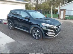 KM8J3CA2XJU796324 2018 HYUNDAI TUCSON