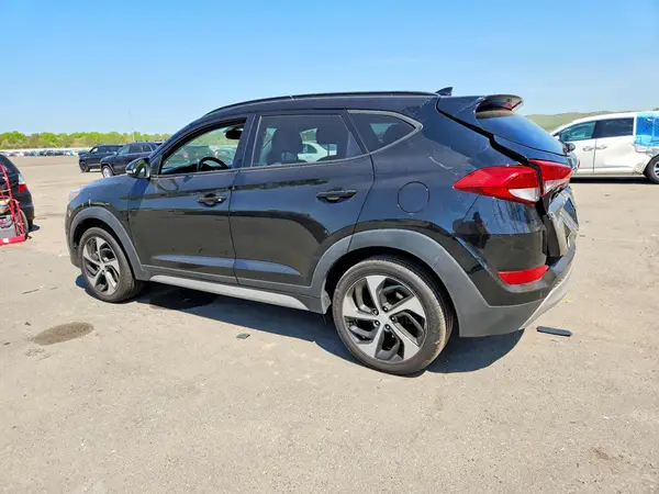 KM8J3CA2XJU796615 2018 HYUNDAI TUCSON - Image 2