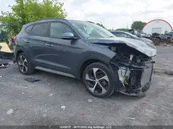 KM8J3CA2XJU798235 2018 HYUNDAI TUCSON