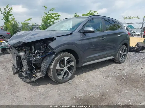 KM8J3CA2XJU798235 2018 HYUNDAI TUCSON - Image 2