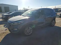 KM8J3CA40GU035795 2016 HYUNDAI TUCSON