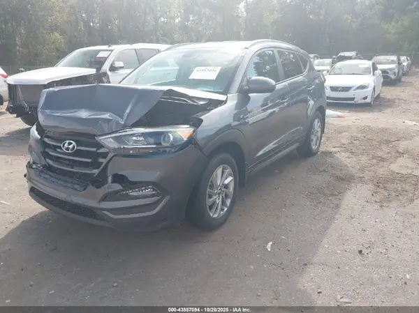 KM8J3CA40GU059658 2016 HYUNDAI TUCSON - Image 2