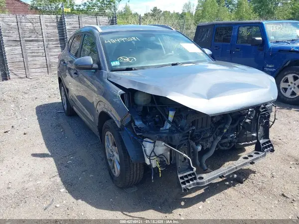 KM8J3CA40GU068750 2016 HYUNDAI TUCSON - Image 1