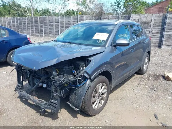 KM8J3CA40GU068750 2016 HYUNDAI TUCSON - Image 2