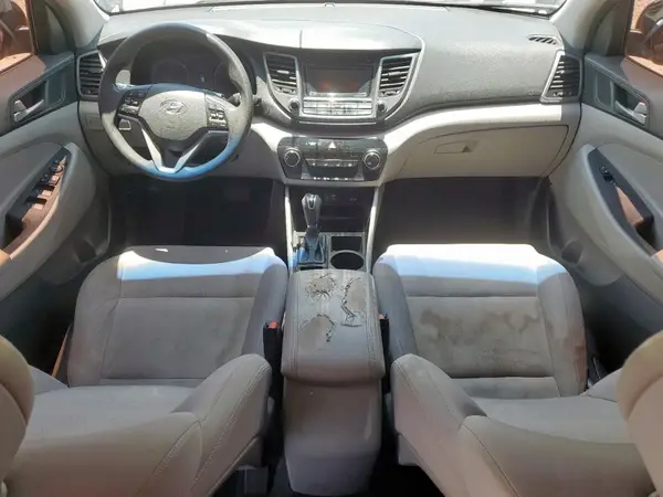 KM8J3CA40GU068764 2016 HYUNDAI TUCSON - Image 8