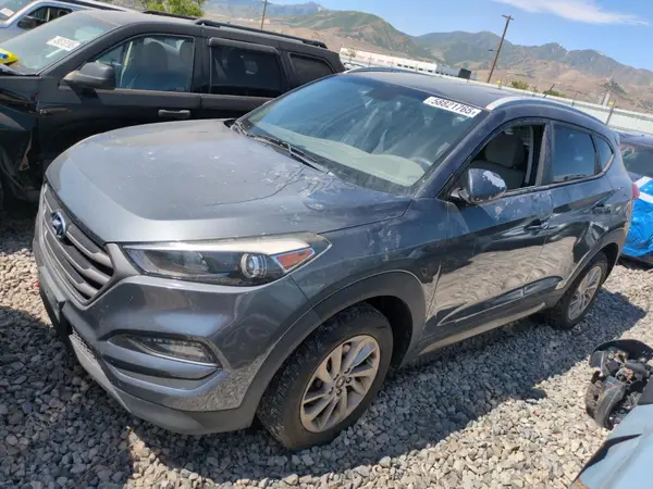 KM8J3CA40GU090117 2016 HYUNDAI TUCSON - Image 1