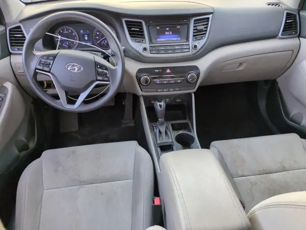 KM8J3CA40GU090117 2016 HYUNDAI TUCSON - Image 8