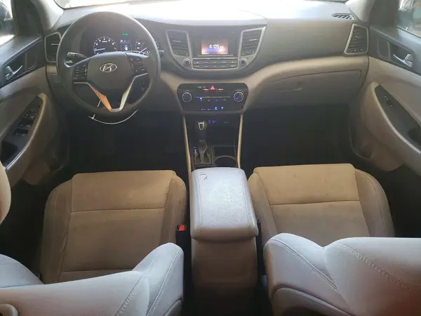 KM8J3CA40GU092594 2016 HYUNDAI TUCSON - Image 8
