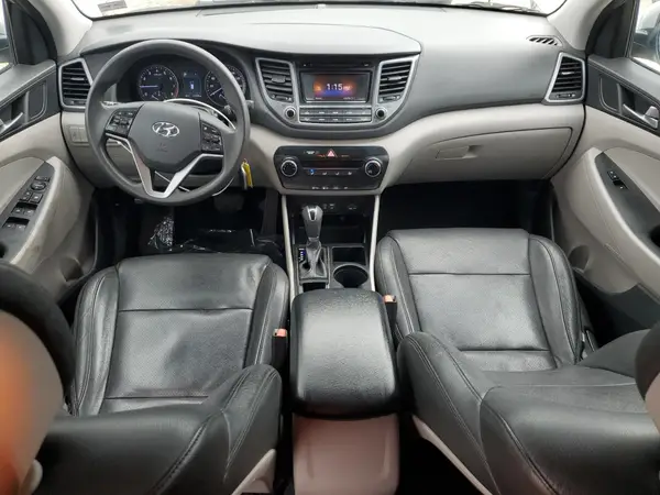 KM8J3CA40GU100631 2016 HYUNDAI TUCSON - Image 8