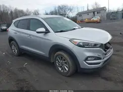 KM8J3CA40GU119874 2016 HYUNDAI TUCSON