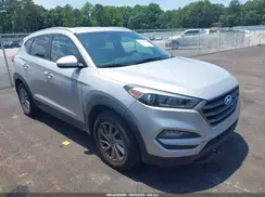 KM8J3CA40GU123598 2016 HYUNDAI TUCSON