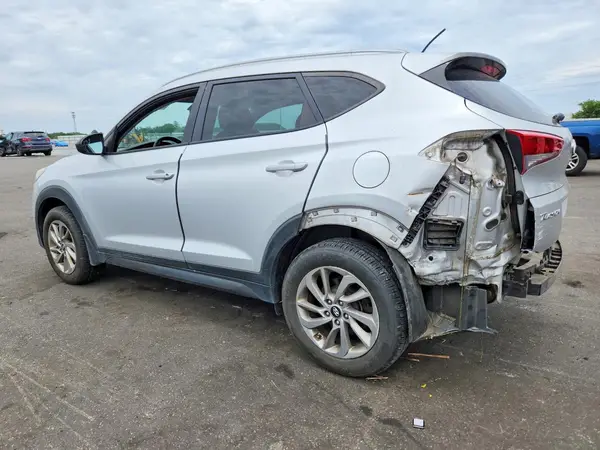 KM8J3CA40GU125545 2016 HYUNDAI TUCSON - Image 2