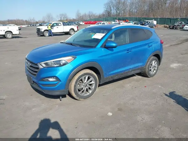 KM8J3CA40GU126887 2016 HYUNDAI TUCSON - Image 2