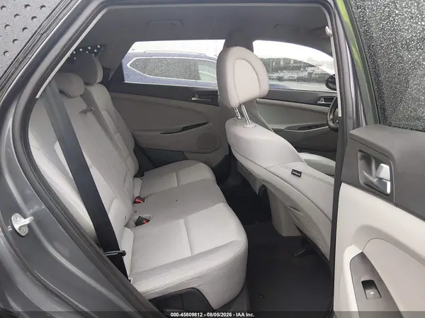 KM8J3CA40GU130020 2016 HYUNDAI TUCSON - Image 8