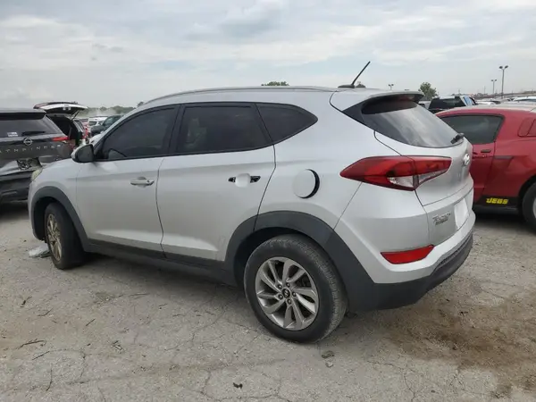 KM8J3CA40GU135184 2016 HYUNDAI TUCSON - Image 2
