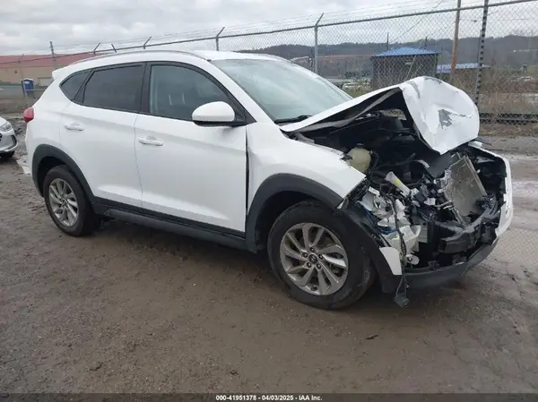 KM8J3CA40GU145648 2016 HYUNDAI TUCSON - Image 1