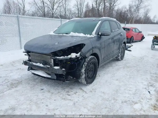 KM8J3CA40GU183560 2016 HYUNDAI TUCSON - Image 2