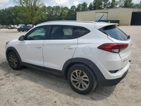 KM8J3CA40GU183977 2016 HYUNDAI TUCSON - Image 2