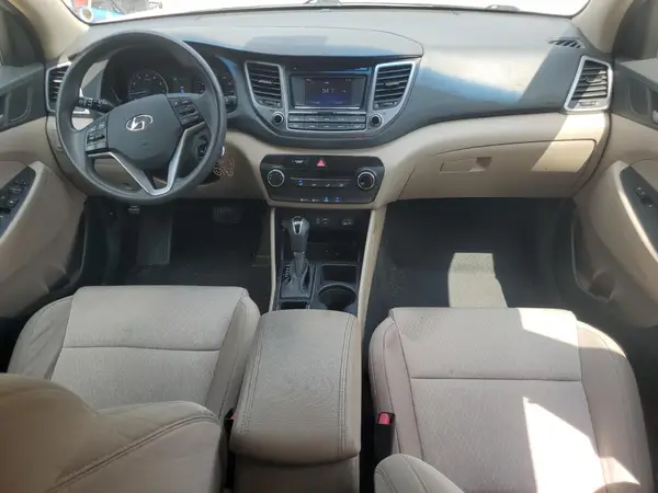 KM8J3CA40GU183977 2016 HYUNDAI TUCSON - Image 8