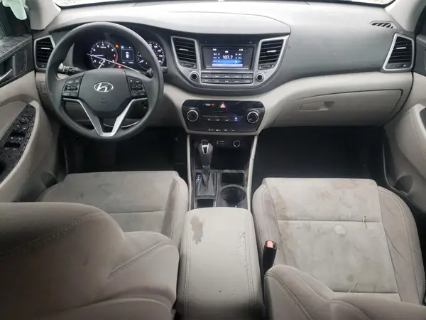 KM8J3CA40GU190346 2016 HYUNDAI TUCSON - Image 8