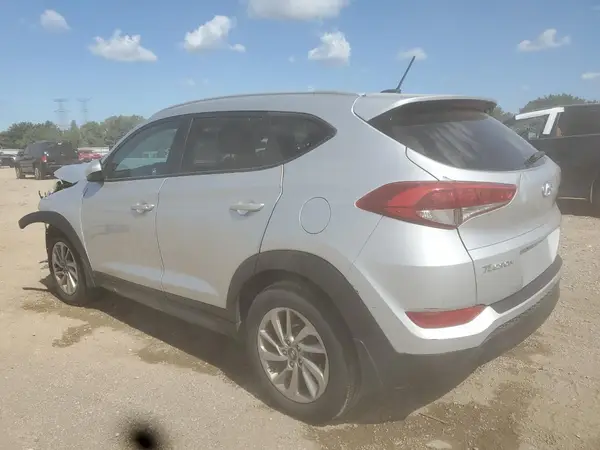 KM8J3CA40GU201216 2016 HYUNDAI TUCSON - Image 2