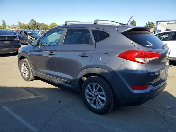 KM8J3CA40GU209896 2016 HYUNDAI TUCSON - Image 2