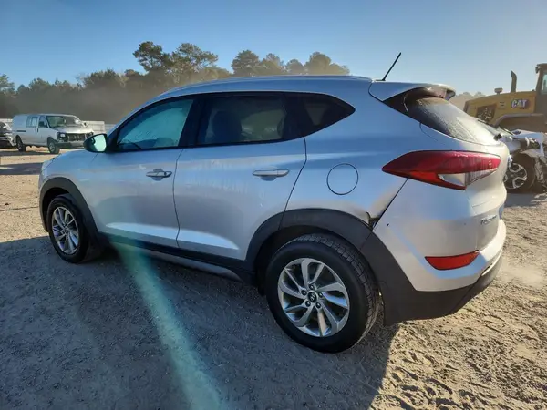 KM8J3CA40GU223877 2016 HYUNDAI TUCSON - Image 2