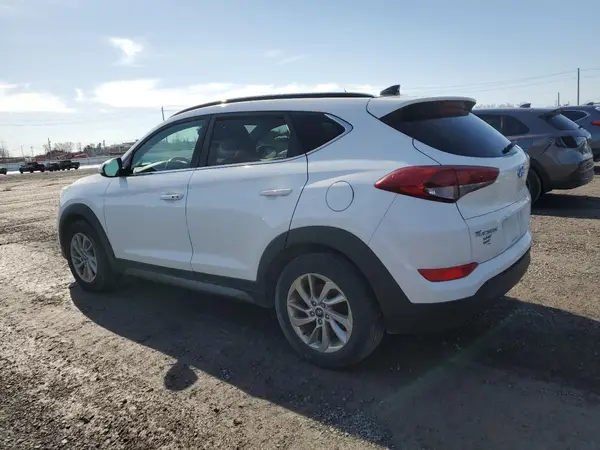 KM8J3CA40GU244051 2016 HYUNDAI TUCSON - Image 2