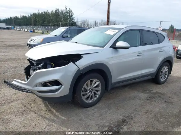 KM8J3CA40GU257379 2016 HYUNDAI TUCSON - Image 2
