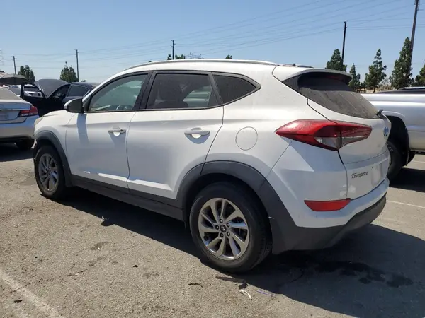 KM8J3CA40GU259021 2016 HYUNDAI TUCSON - Image 2