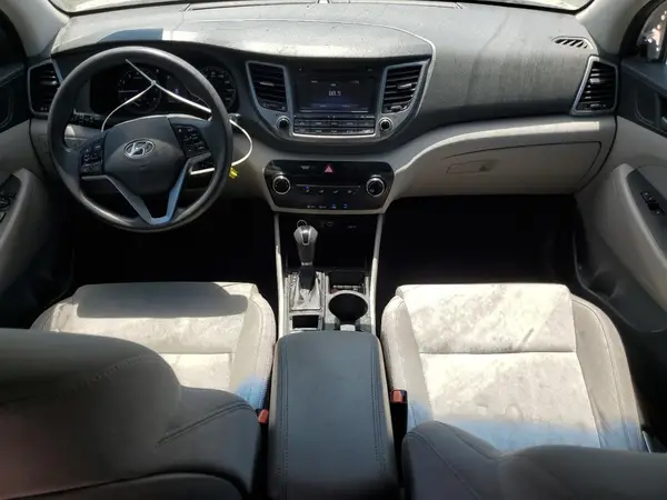 KM8J3CA40GU259021 2016 HYUNDAI TUCSON - Image 8