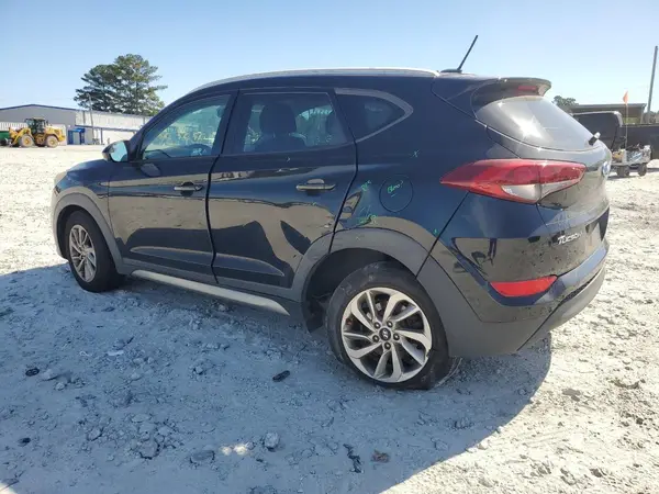KM8J3CA40HU262762 2017 HYUNDAI TUCSON - Image 2