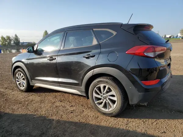 KM8J3CA40HU262874 2017 HYUNDAI TUCSON - Image 2