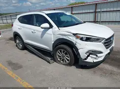 KM8J3CA40HU262938 2017 HYUNDAI TUCSON