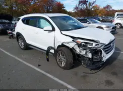 KM8J3CA40HU266620 2017 HYUNDAI TUCSON