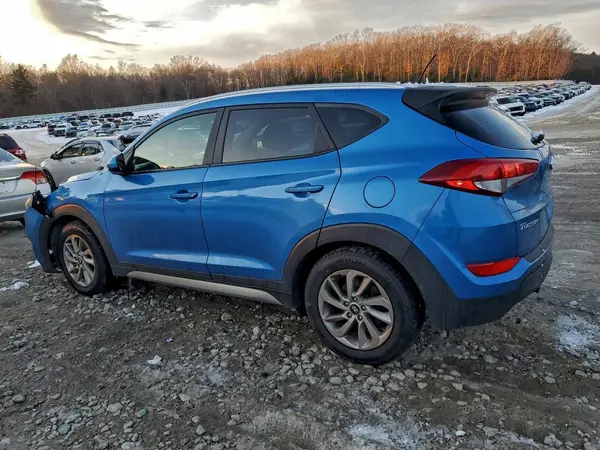 KM8J3CA40HU293039 2017 HYUNDAI TUCSON - Image 2