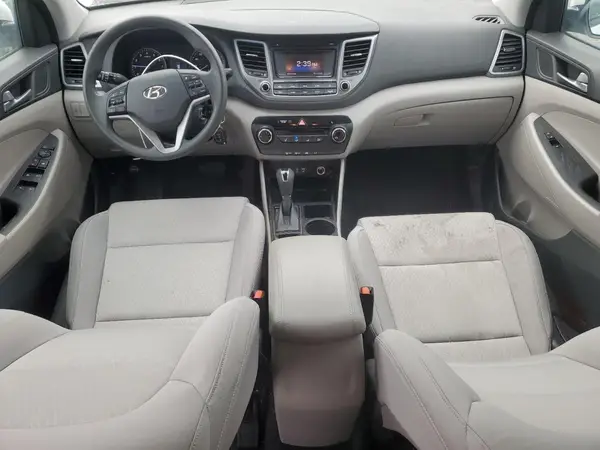 KM8J3CA40HU313662 2017 HYUNDAI TUCSON - Image 8