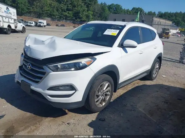 KM8J3CA40HU346841 2017 HYUNDAI TUCSON - Image 2