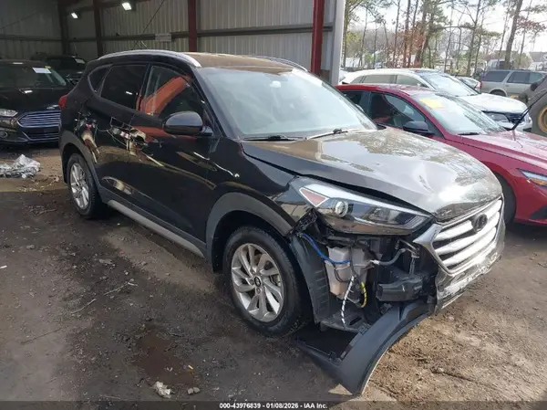 KM8J3CA40HU375370 2017 HYUNDAI TUCSON - Image 1