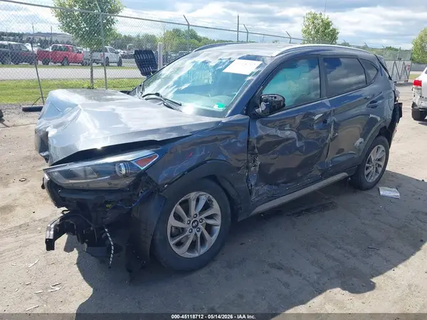 KM8J3CA40HU388037 2017 HYUNDAI TUCSON - Image 2