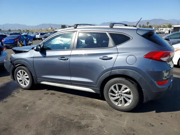 KM8J3CA40HU389642 2017 HYUNDAI TUCSON - Image 2