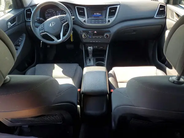 KM8J3CA40HU389642 2017 HYUNDAI TUCSON - Image 8