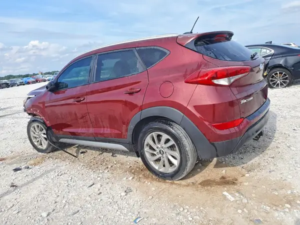 KM8J3CA40HU392105 2017 HYUNDAI TUCSON - Image 2