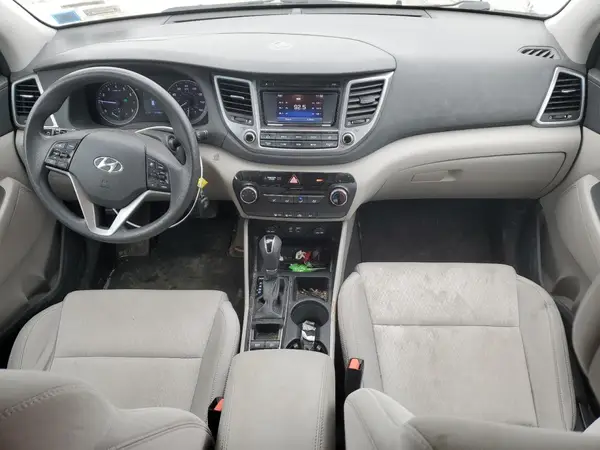 KM8J3CA40HU394565 2017 HYUNDAI TUCSON - Image 8