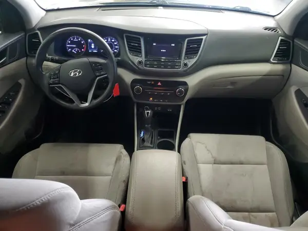 KM8J3CA40HU397448 2017 HYUNDAI TUCSON - Image 8