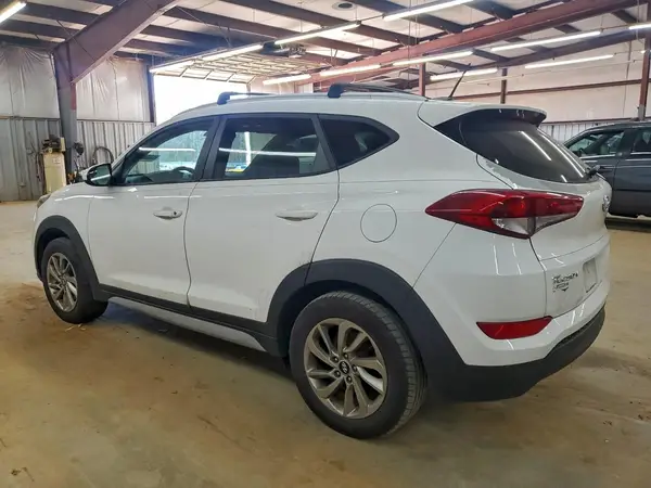 KM8J3CA40HU398339 2017 HYUNDAI TUCSON - Image 2