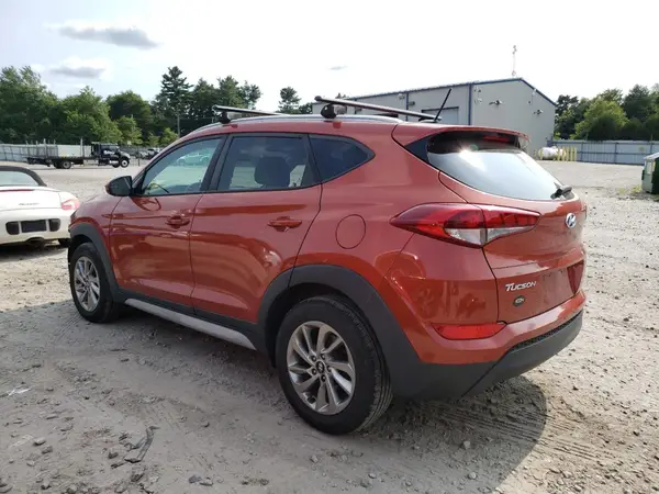 KM8J3CA40HU413809 2017 HYUNDAI TUCSON - Image 2