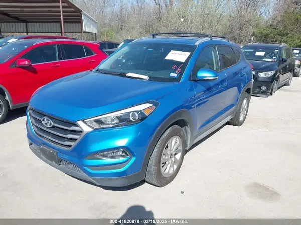 KM8J3CA40HU417147 2017 HYUNDAI TUCSON - Image 2