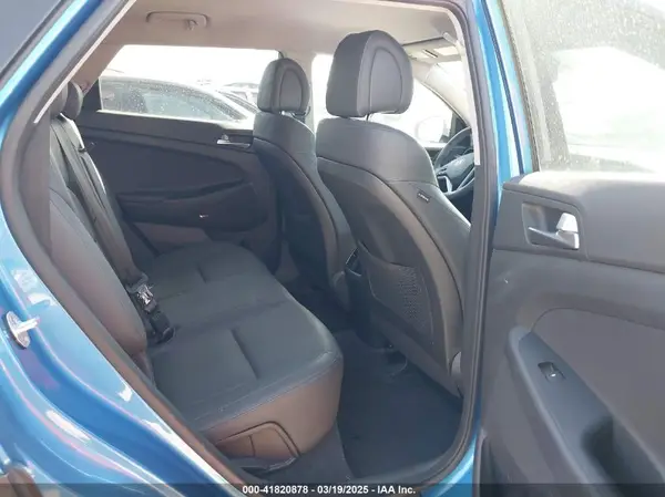 KM8J3CA40HU417147 2017 HYUNDAI TUCSON - Image 8