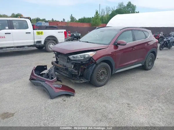 KM8J3CA40HU417908 2017 HYUNDAI TUCSON - Image 2